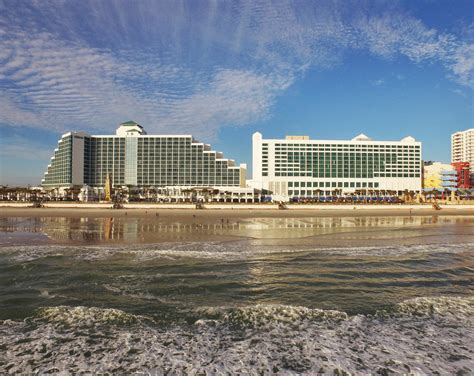 hotels near daytona beach boardwalk